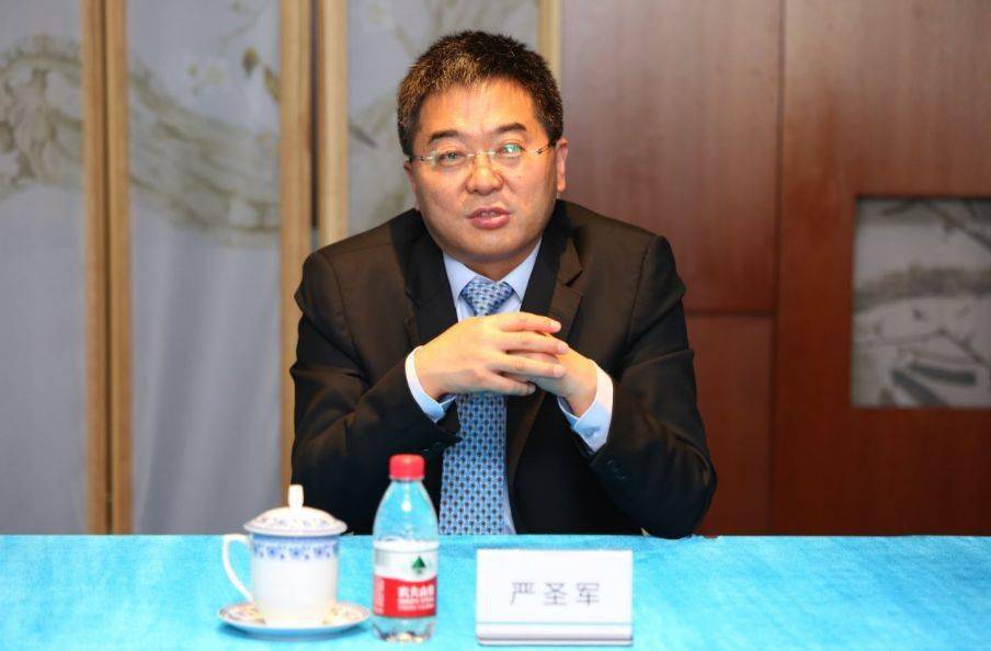 中国天楹董事长严圣军会见越南兴安省委书记阮友义一行